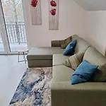 Sunny Hill , Appartamento
