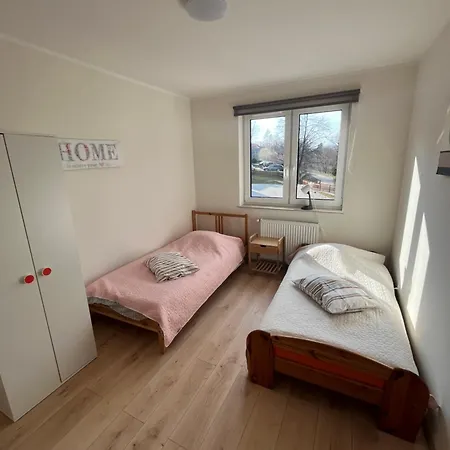 Sunny Hill , Apartment