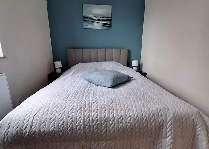 Sunny Hill , * Kowary