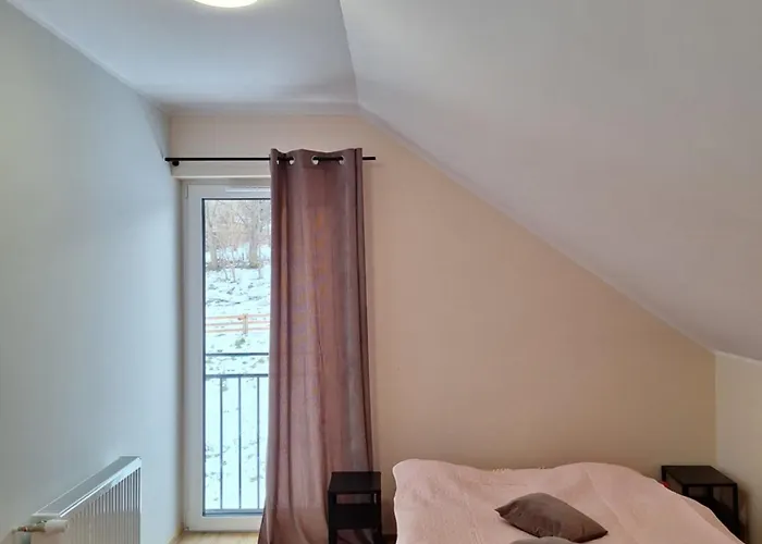 Sunny Hill , 公寓 *