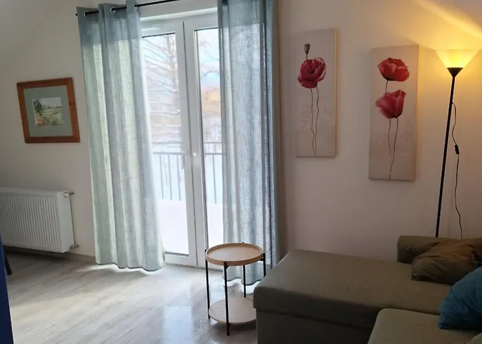 Sunny Hill , 公寓 科瓦雷